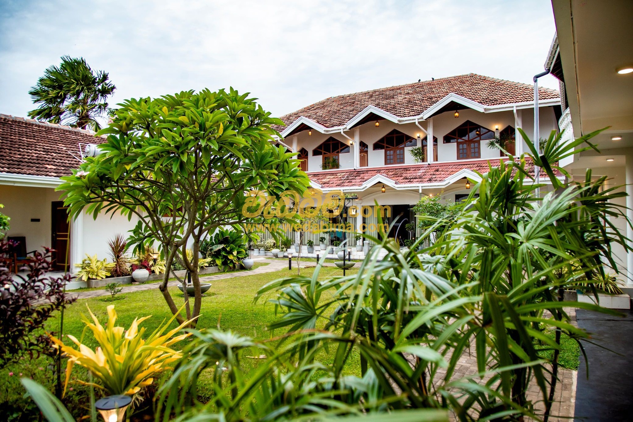 Villa and Resort for best price in horana