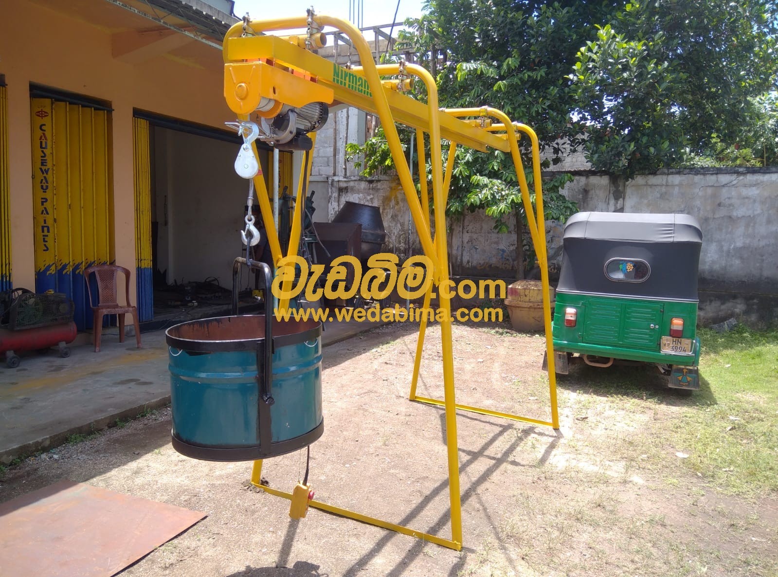 Hoist machine for rent in Galle