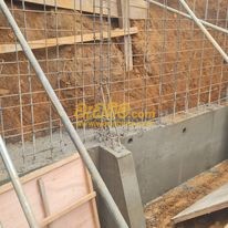 retaining wall construction