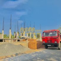 Building Material - Bricks in Ampara