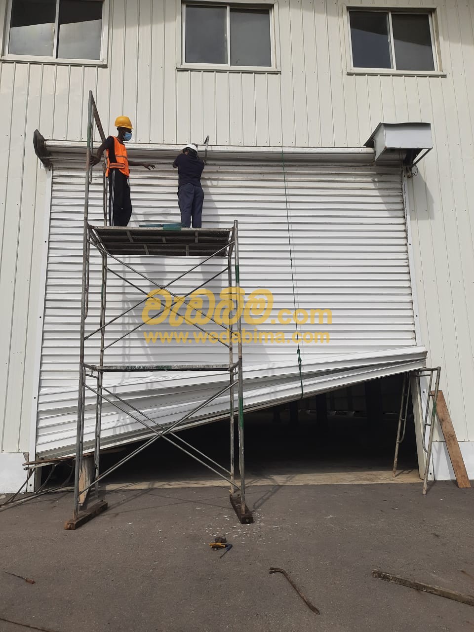 commercial door repair service in sri lanka